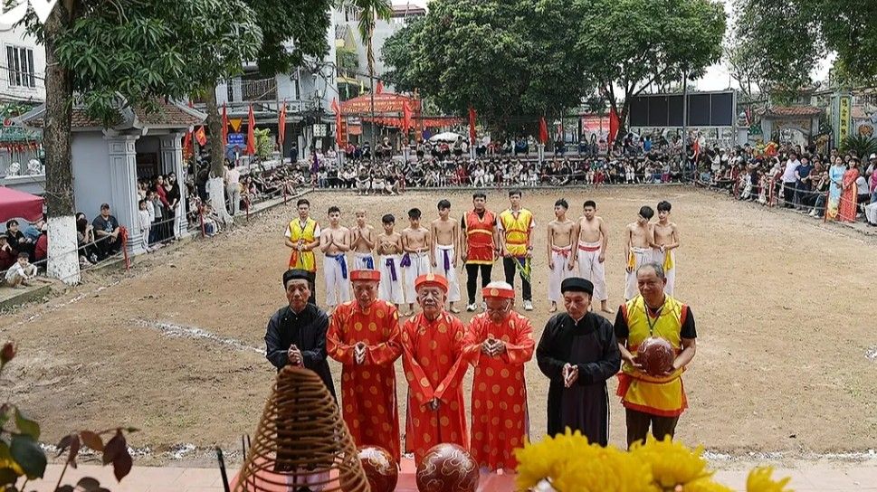 Hội Vật cầu làng Thúy Lĩnh