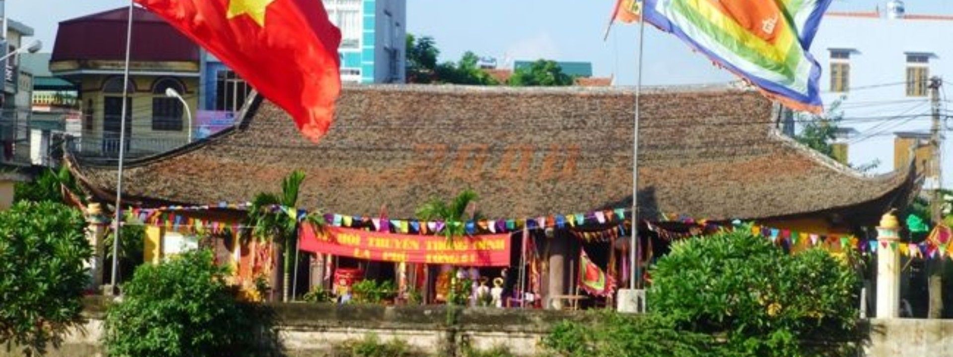 Đình Là