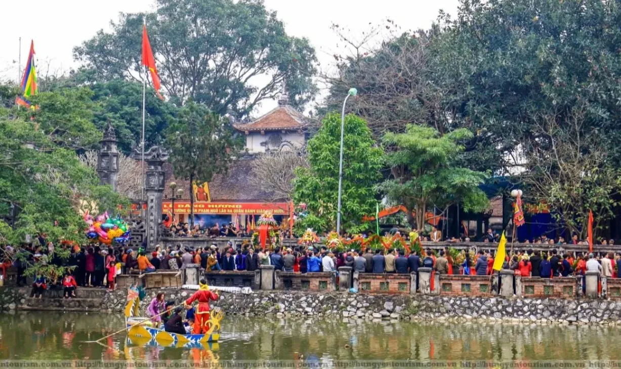 Lễ hội truyền thống đền Phù Ủng