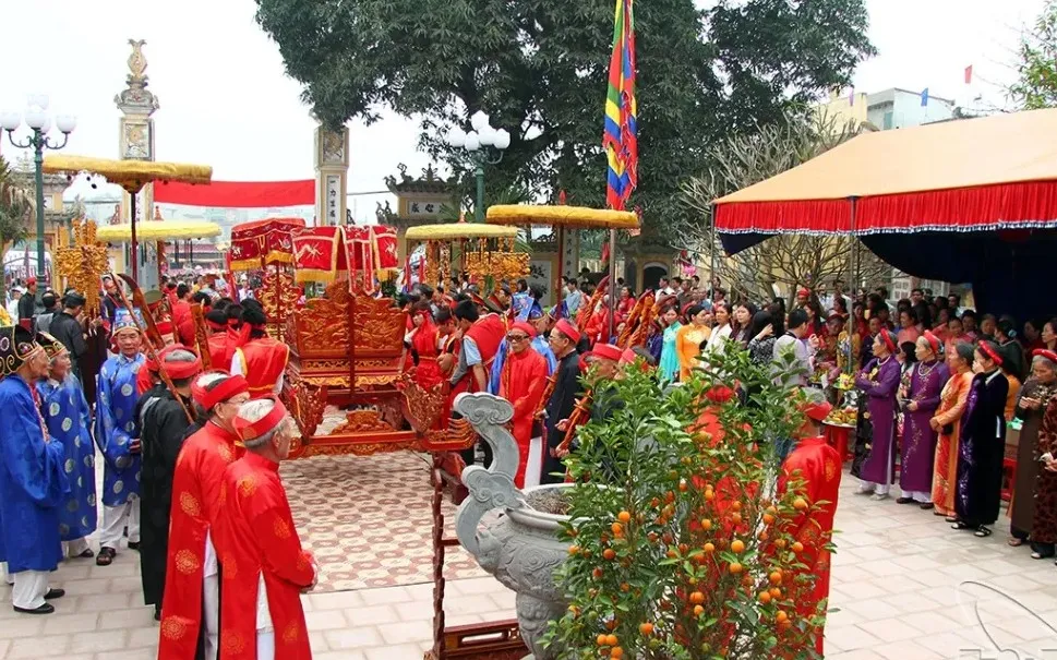 Hội làng Huỳnh Cung
