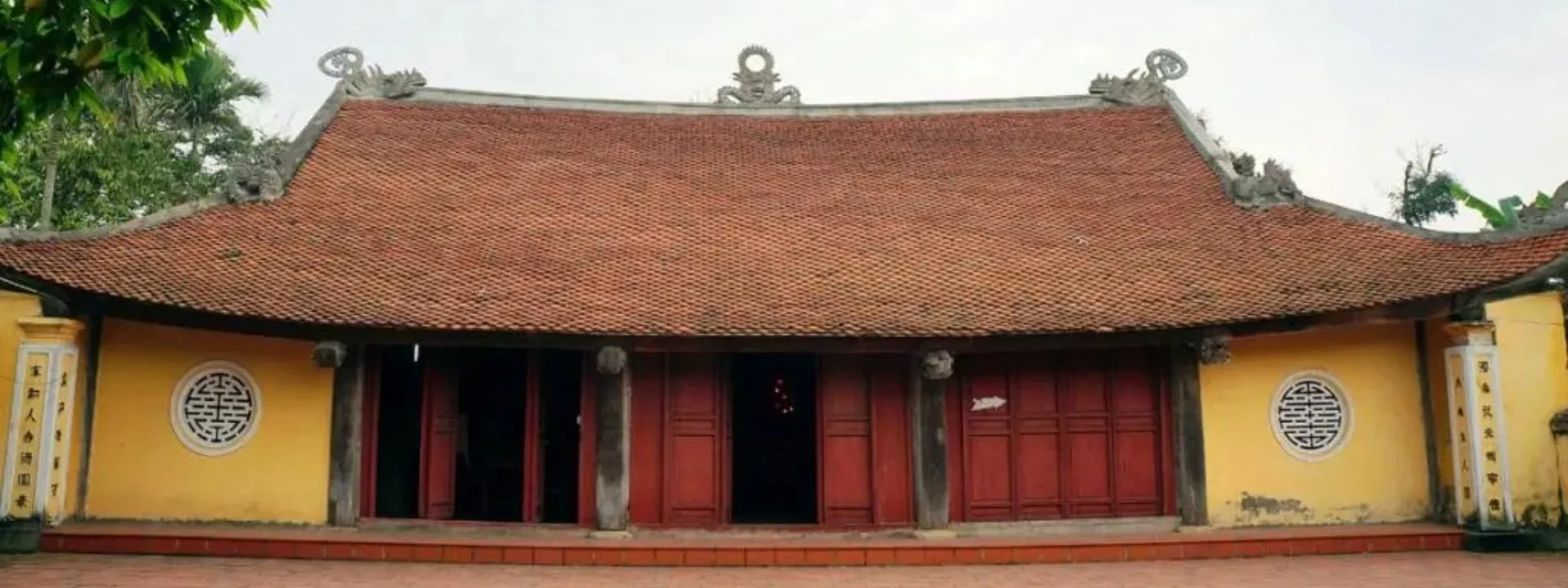 Đình Hú