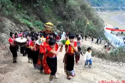 Lễ hội Đền Pu Nhạ Thầu
