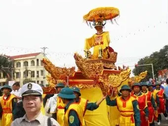 Lễ hội Đền Nguyễn Cảnh Hoan