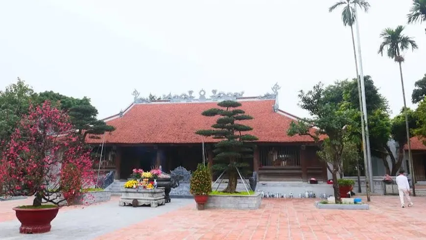 Đình Ngoại (thờ Phạm Tu)