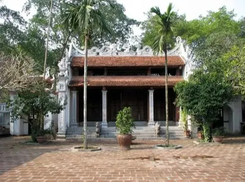 Chùa Bà Đanh Và Núi Ngọc