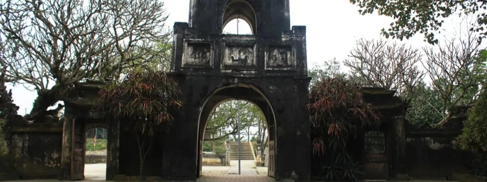 Đền Thờ Lý Thường Kiệt