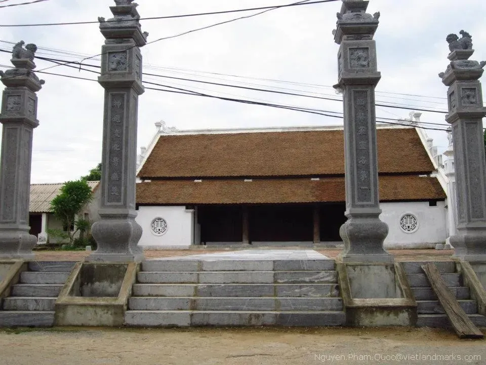 Đình làng Phú Điền