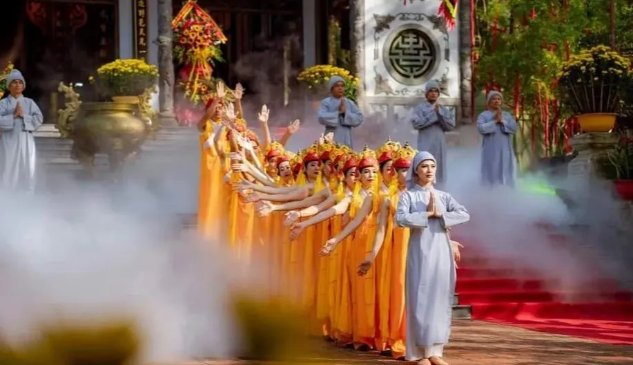 Lễ hội Đền Huyền Trân