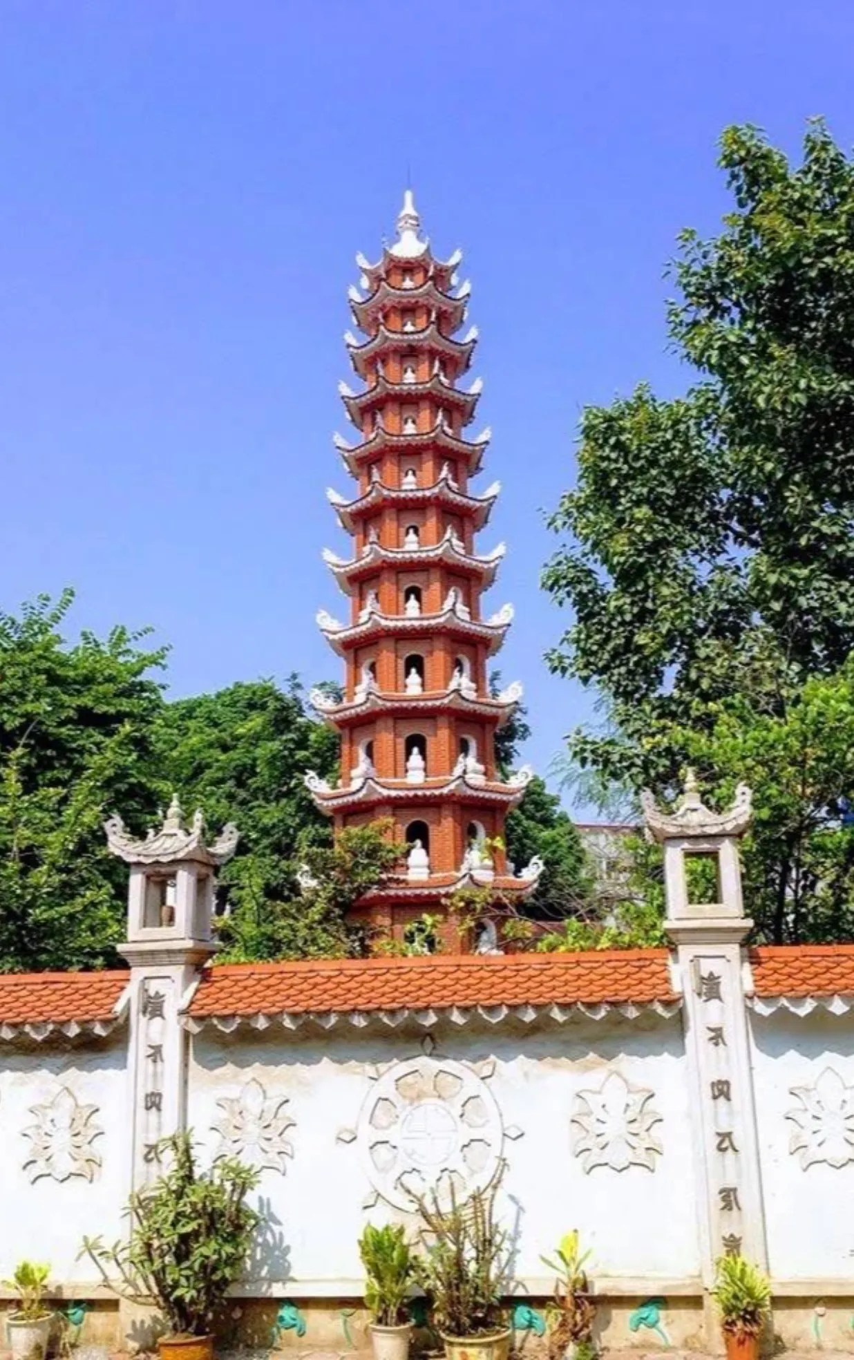 Chùa Chèm