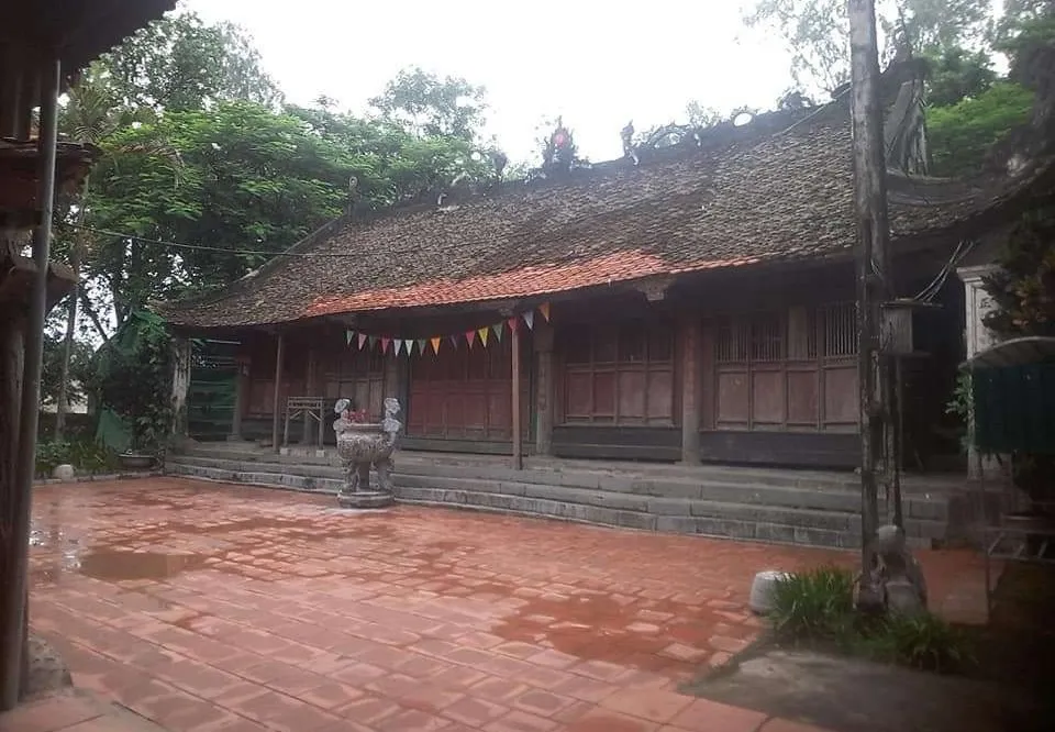 Tổng quan Đền Phùng Hưng - Đền Xuân Hòa