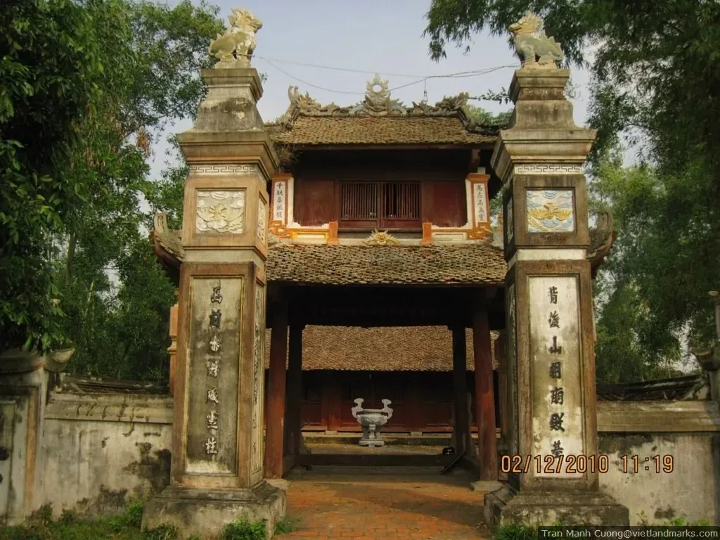Đền Cả
