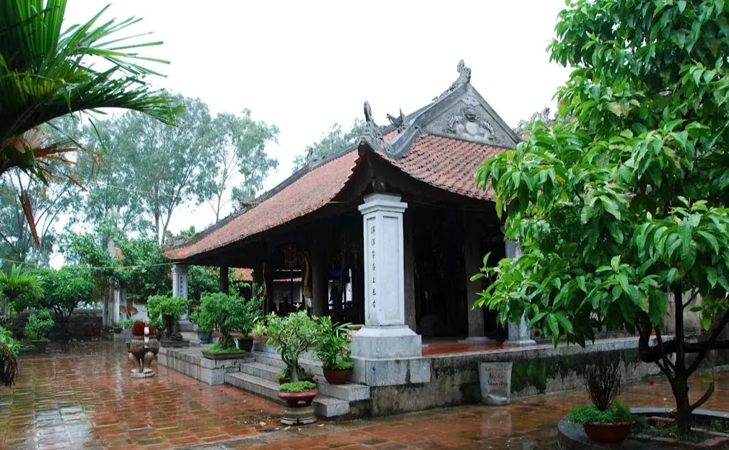 Đền Cuông
