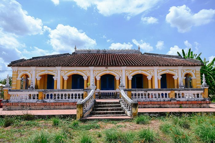 Nhà Cổ Thanh Phú Long