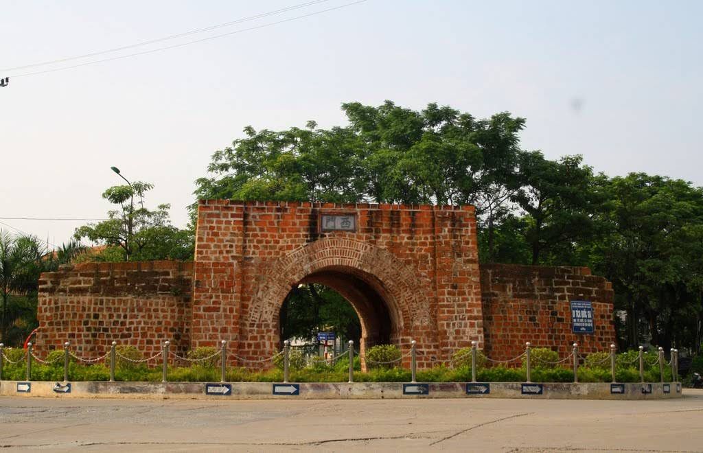 Thành Nhà Mạc (tuyên Quang)