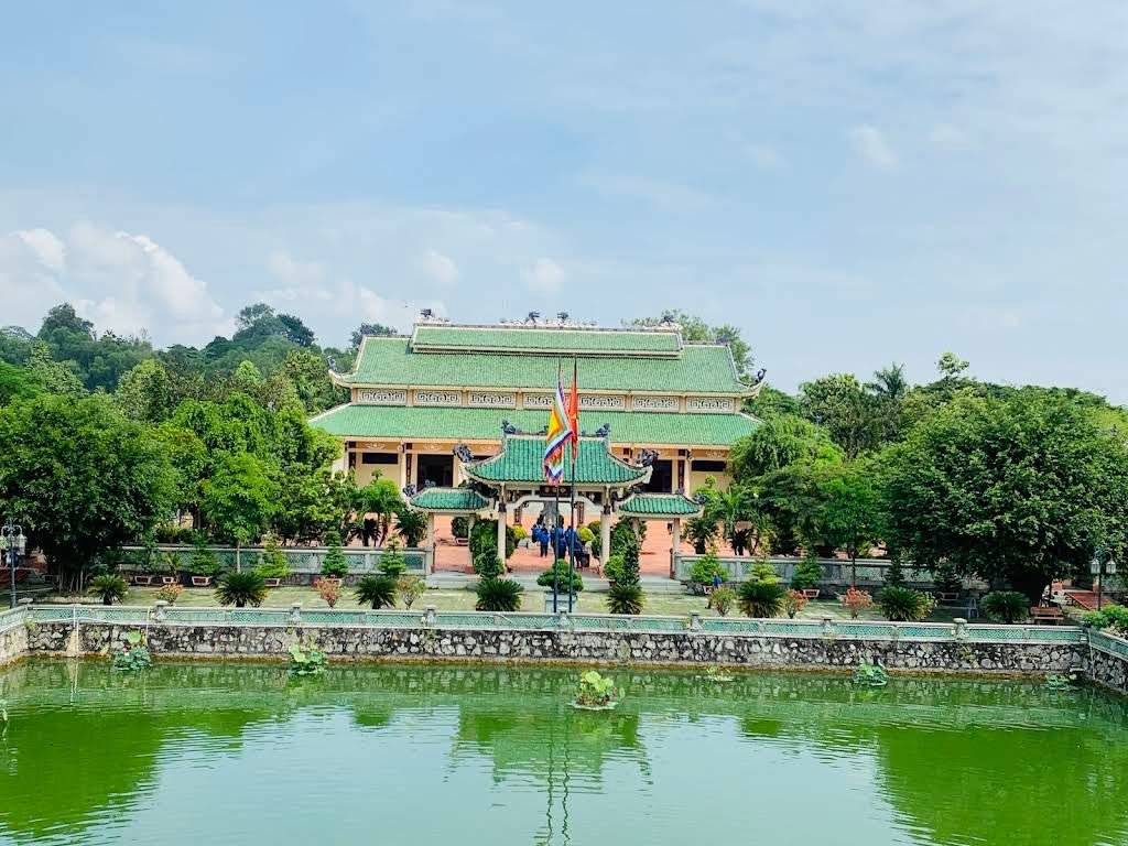 Văn Miếu Trấn Biên