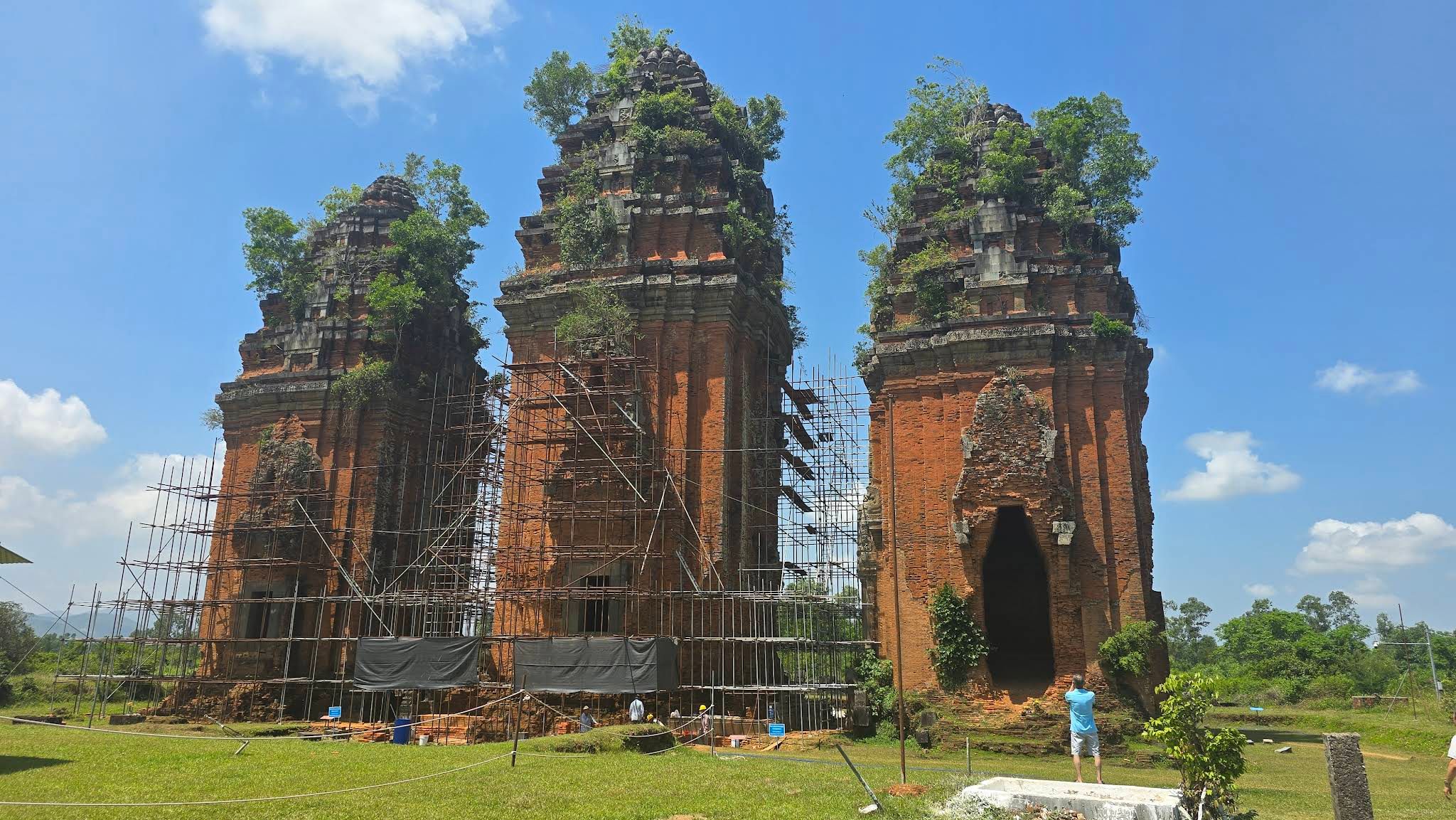 Tháp Chăm Dương Long (tháp Ngà)