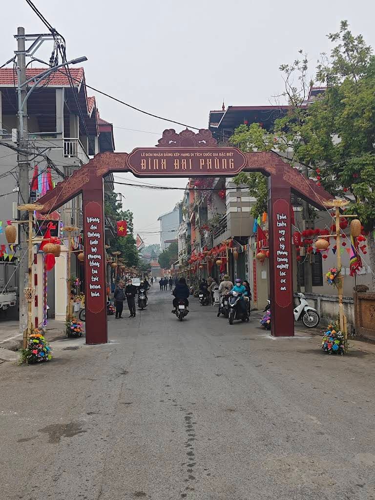 Đình Đại Phùng