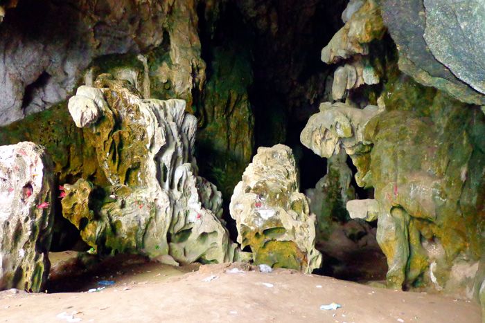 Động Pa Thơm