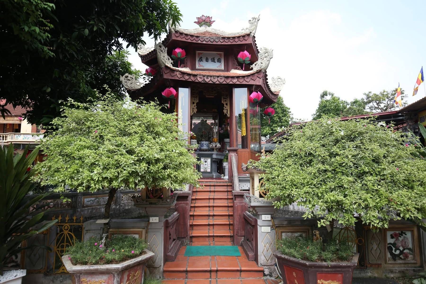 Chùa Đông Dư Hạ (Phù Quang Tự)