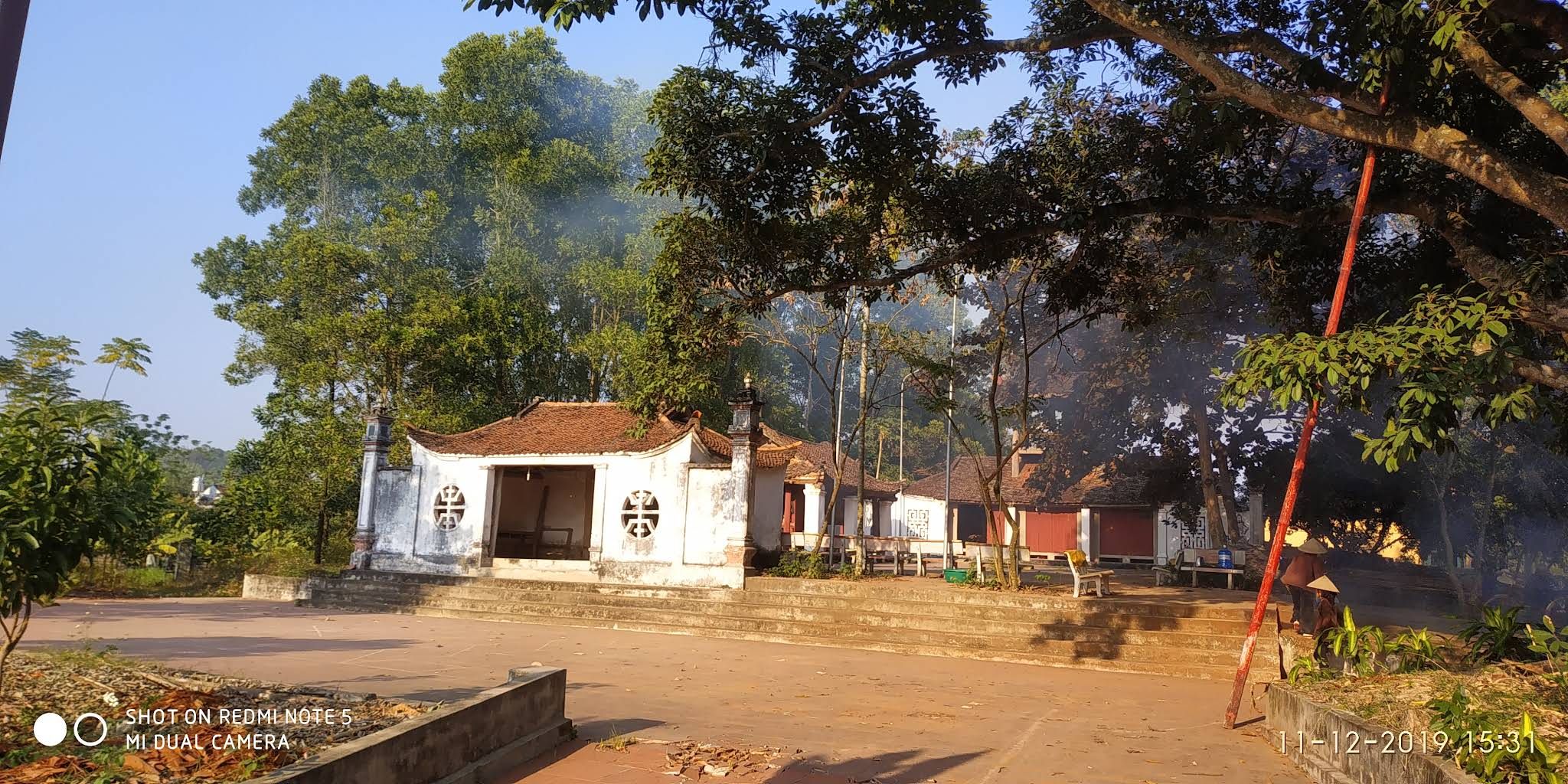 Chùa Am Sắn