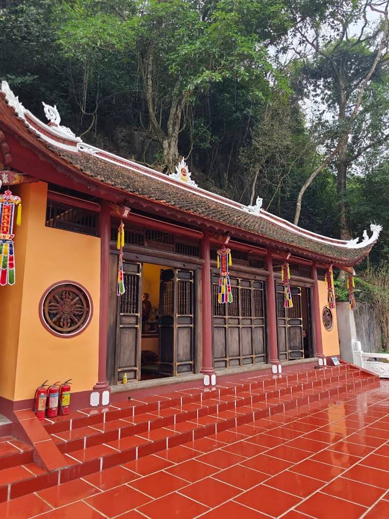 Chùa Tiên Sơn