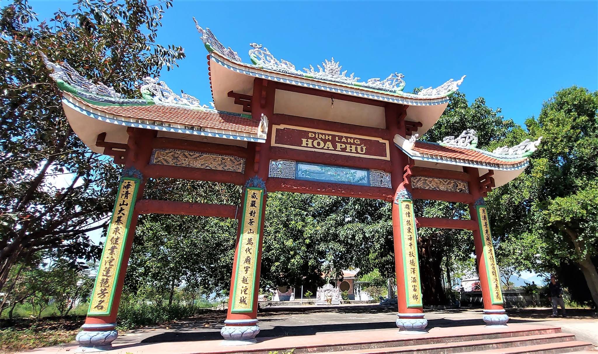 Đình làng Hòa Phú
