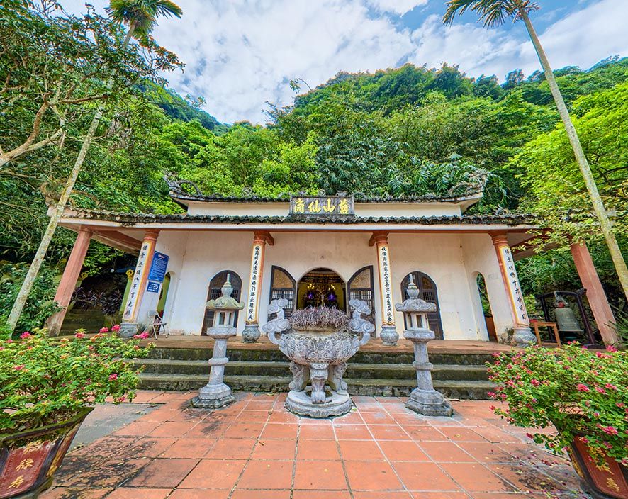 Quần Thể Chùa Tiên