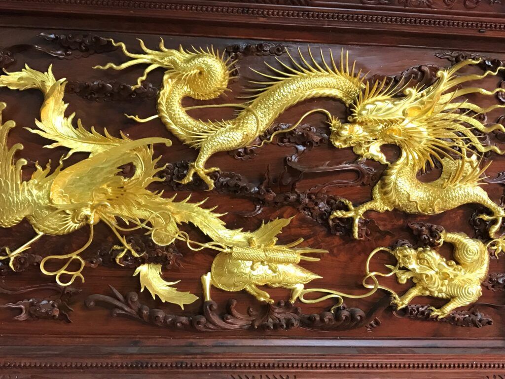 Làng Nghề Dát Vàng Bạc Quỳ Và May Da Kiêu Kỵ