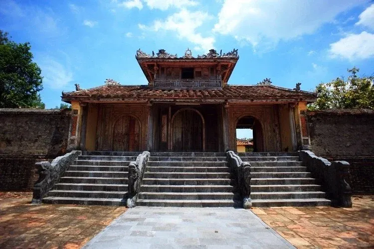 Lăng Thiệu Trị