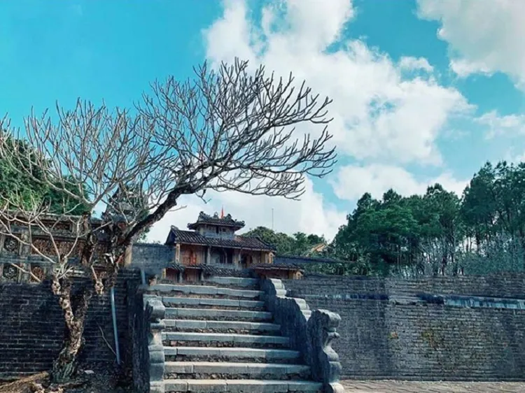 Lăng Thiệu Trị