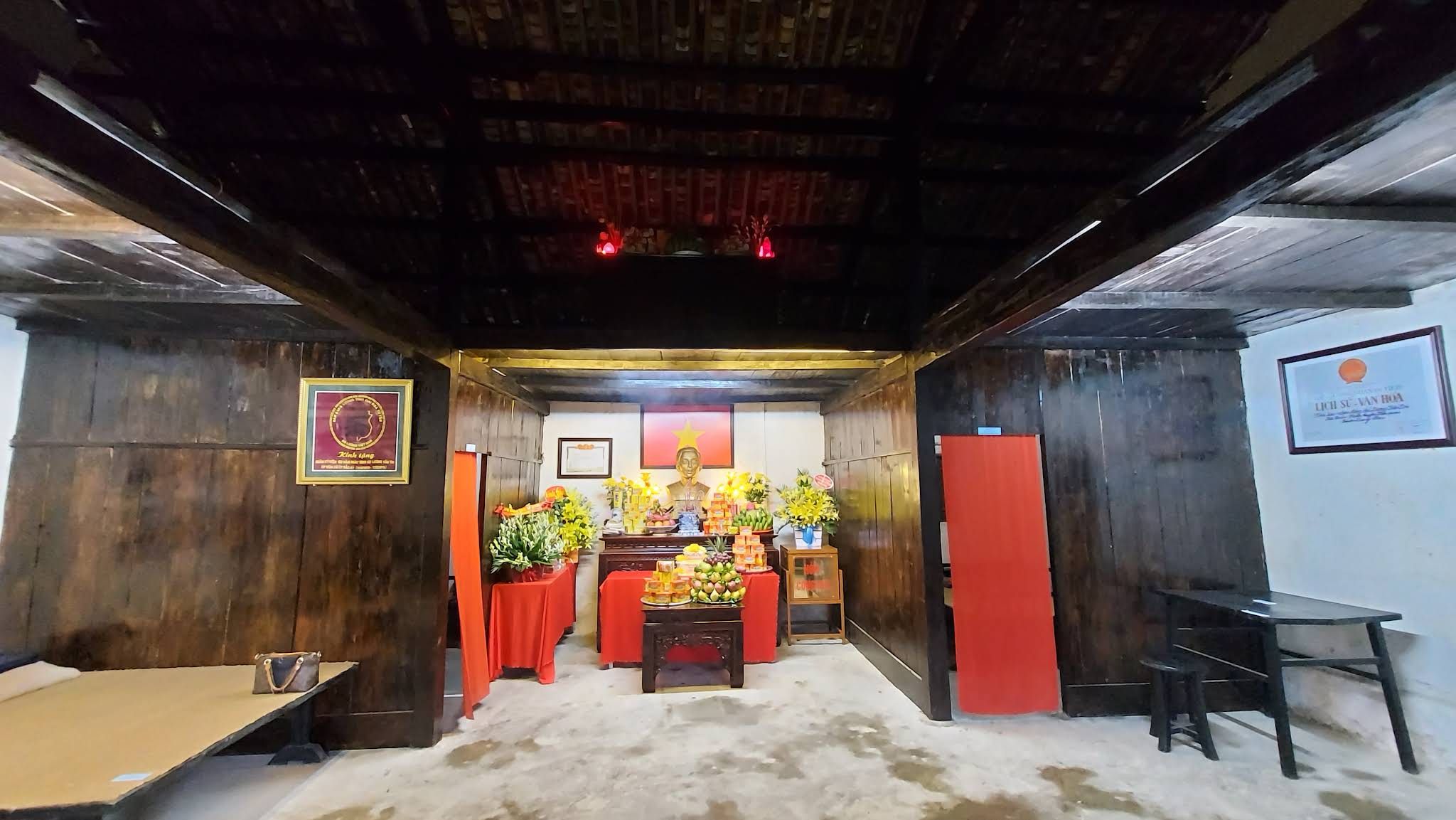 Nhà Lưu Niệm Lương Văn Tri