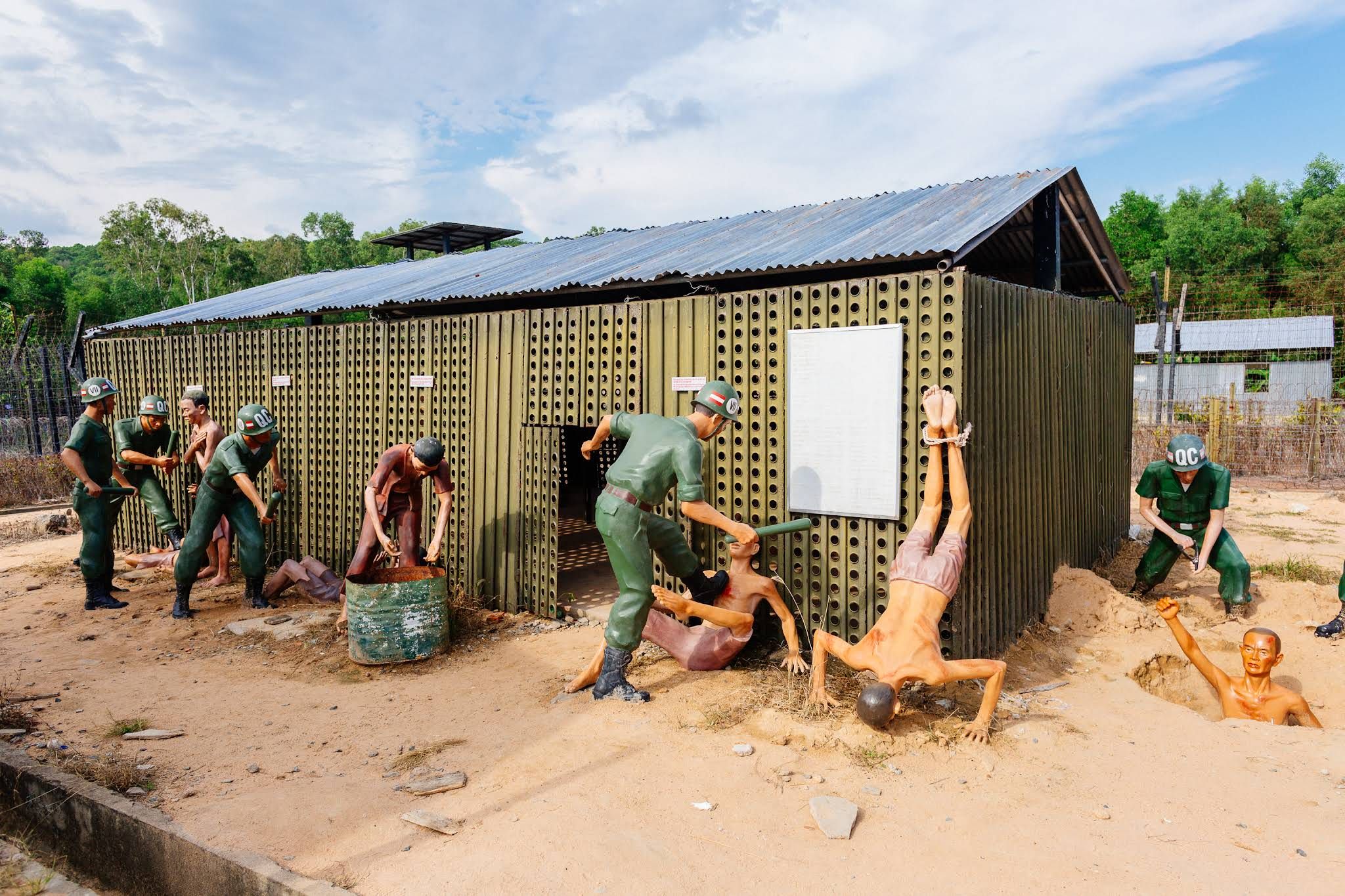 Nhà Lao Cây Dừa (nhà Tù Phú Quốc)