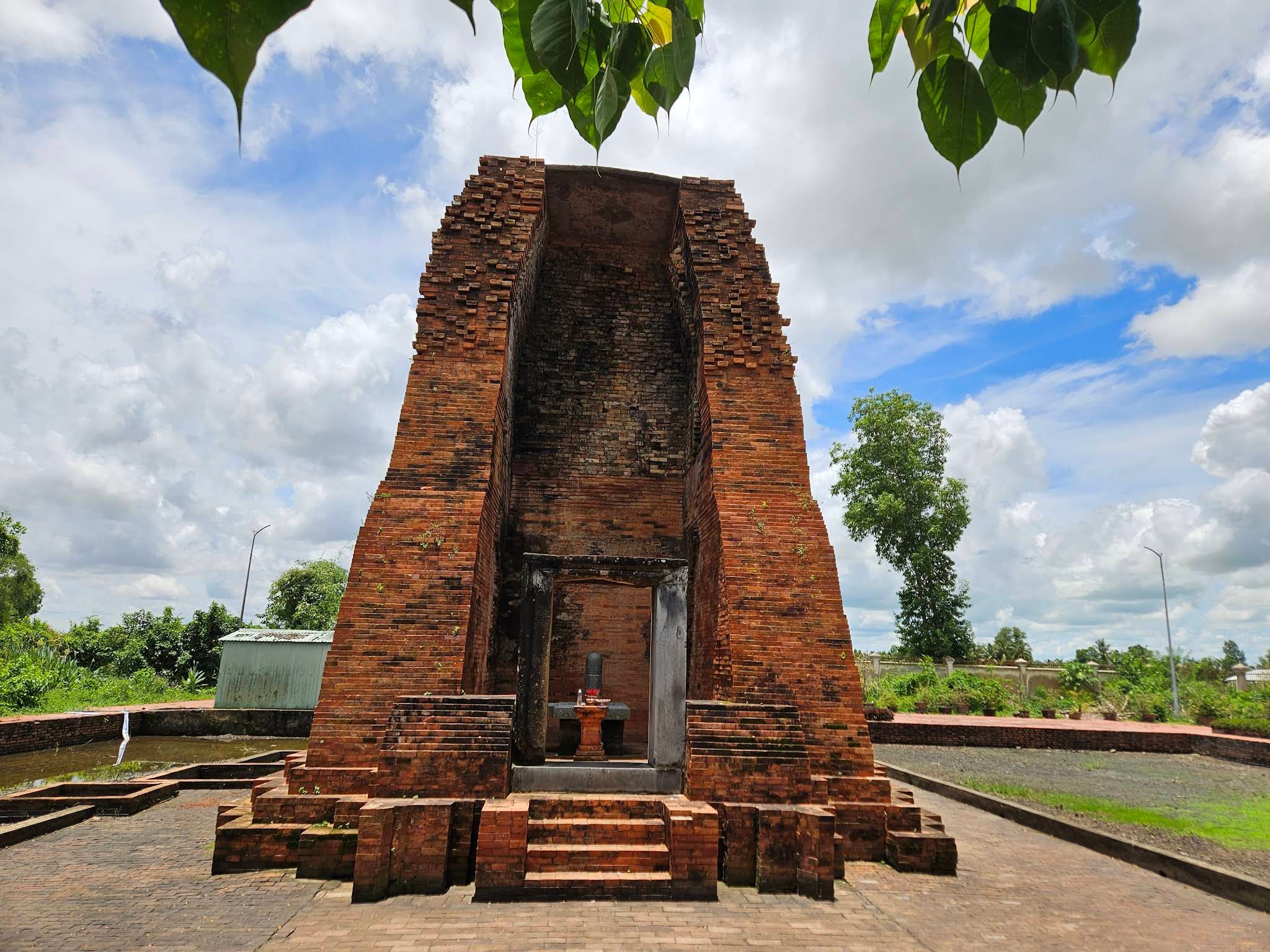 Tháp Vĩnh Hưng