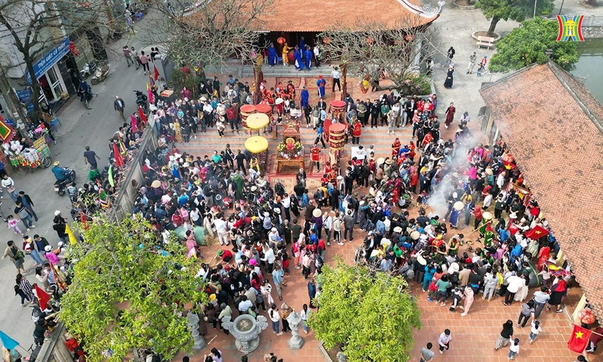 Hội thổi cơm thi Thị Cấm