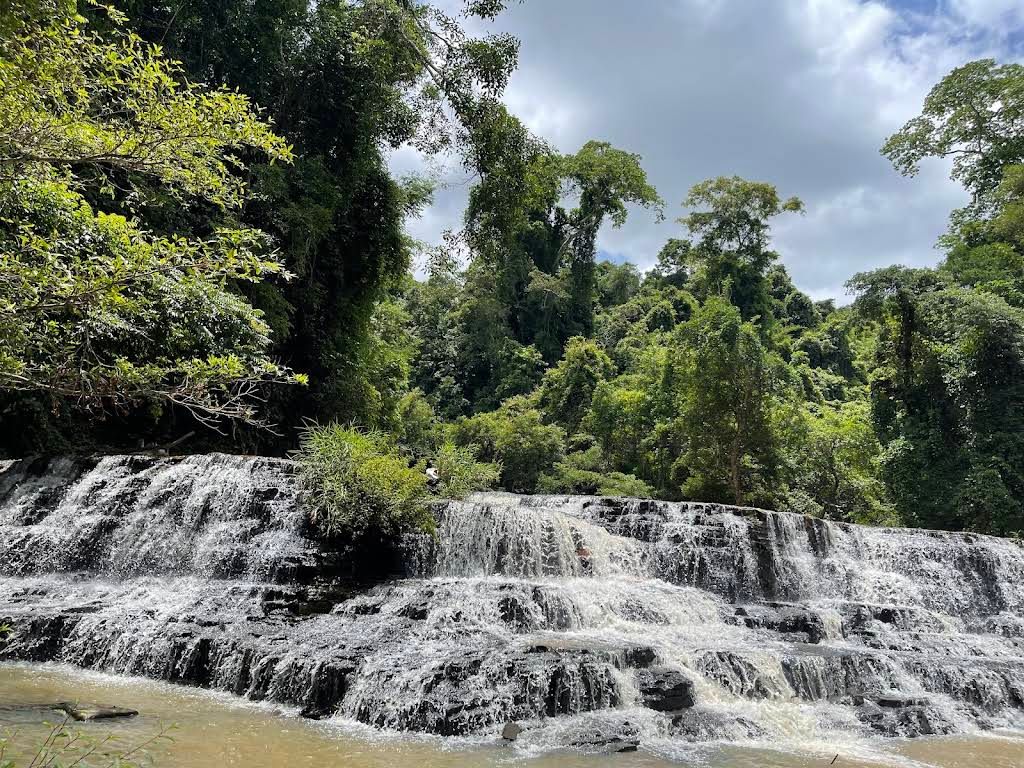 Thác Thủy Tiên