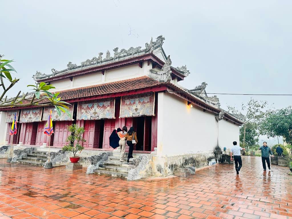 Lăng Miếu Triệu Tường