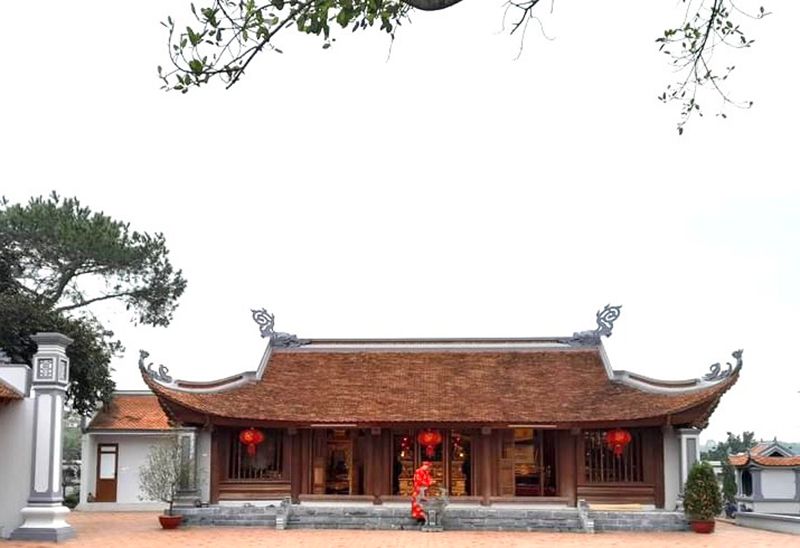 Đền Cẩm An